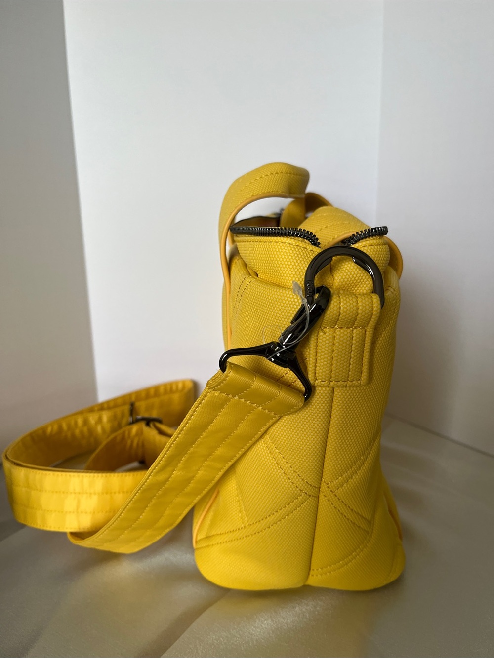 LUG - Dory Matte Luxe VL Crossbody Bag in Banana Icepop - Picture 5 of 8
